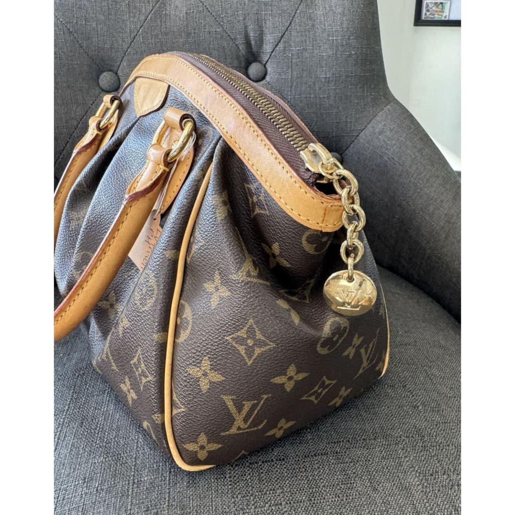 Louis Vuitton Monogram Trivoli PM - PM / Brown / leather