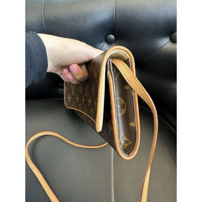 LOUIS VUITTON Monogram Twin GM Pochette Shoulder Bag (MSRP $1150 + ) - GM / Suede / Shoulder Bag