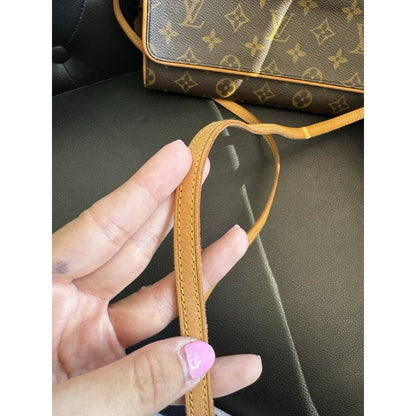 LOUIS VUITTON Monogram Twin GM Pochette Shoulder Bag (MSRP $1150 + ) - GM / Suede / Shoulder Bag