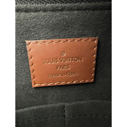 LOUIS VUITTON Monogram V Tote BB - BB / Black / Leather