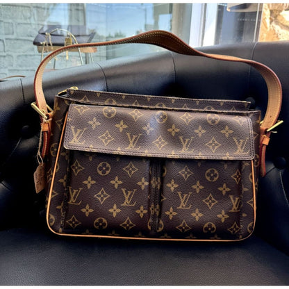 LOUIS VUITTON Monogram Viva-Cite (MSRP $2000 + ) - GM / Leather / Shoulder Bag