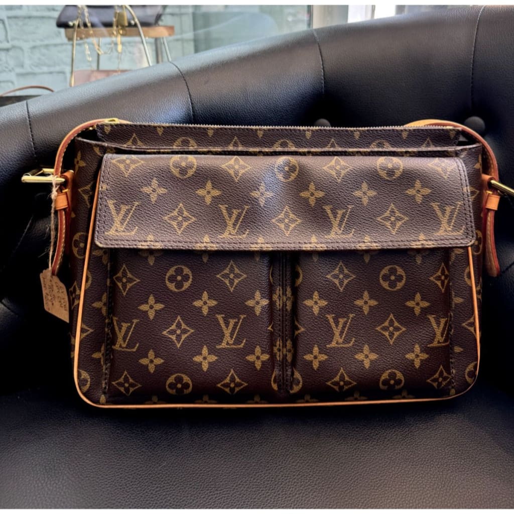 LOUIS VUITTON Monogram Viva-Cite (MSRP $2000 + ) - GM / Leather / Shoulder Bag