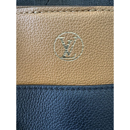 Louis Vuitton On My Side Tote Leather with Monogram Canvas MM - MM / Black / Leather