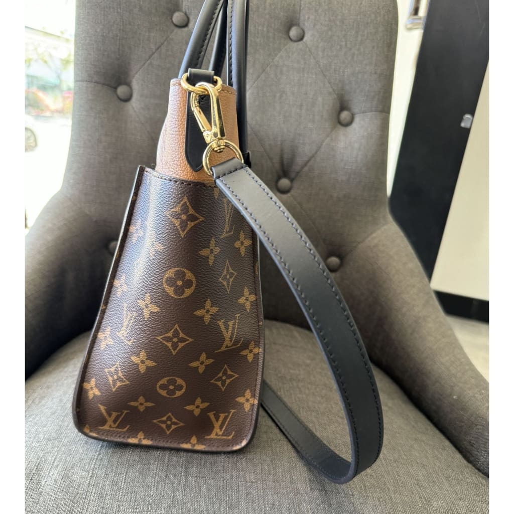 Louis Vuitton On My Side Tote Leather with Monogram Canvas MM - MM / Black / Leather