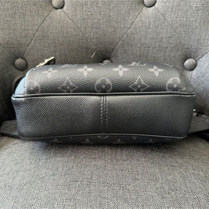 LOUIS VUITTON Outdoor BumBag Monogram Eclipse Taigarama - Black / Leather