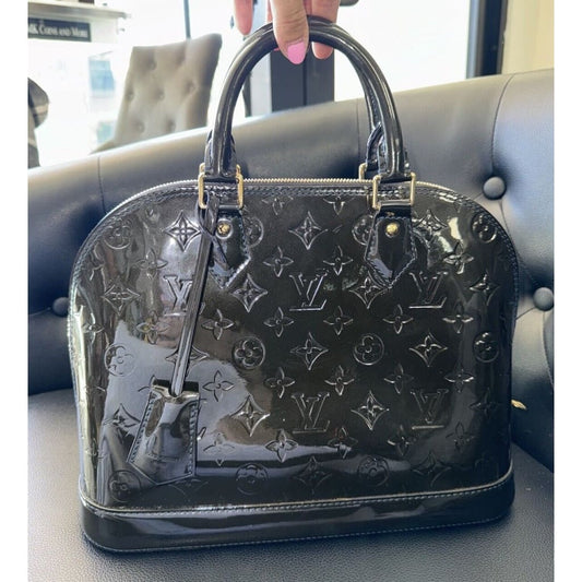 LOUIS VUITTON RARE Bleu Infini Vernis Alma PM (MSRP $2,330) - PM / Patent Leather / Top Handle Bag