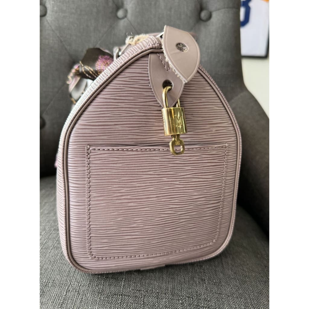 LOUIS VUITTON RARE Lilac Epi Speedy 25 - 25 / Lilac / Leather