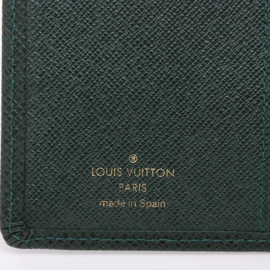 Louis Vuitton Taiga Agenda PM New with Box (MSRP $525) - green / leather / agenda