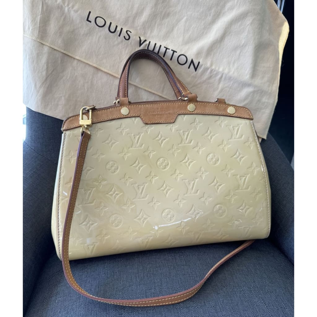 Louis Vuitton Yellow Vernis MM Brea Bag With Crossbody Strap & Dustbag - MM / Yellow / Leather