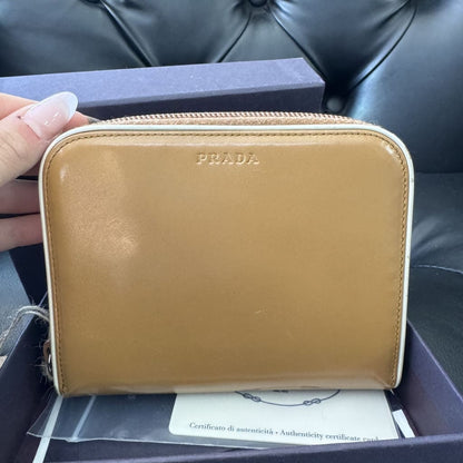 Prada Brown Leather Compact Wallet NWB - beige / leather / compact