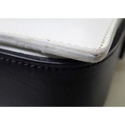 YSL Yves Saint Laurent Classic Lulu Crossbody Bag - black / Leather / crossbody